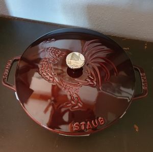 Staub 3.75 Qt French Oven Rooster Grenadine
